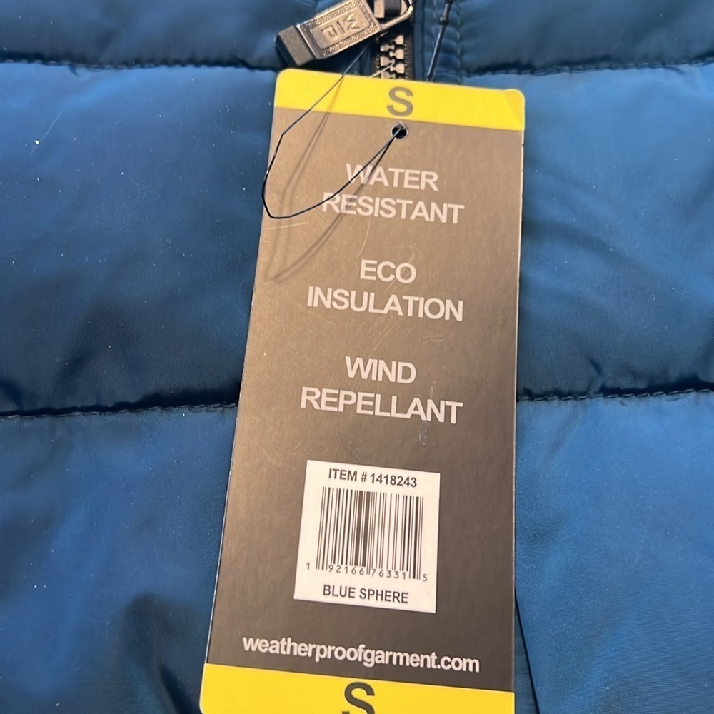 🧥 Weatgerproof jacket - Picture 6 of 6